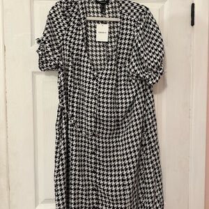 Black and White Houndstooth Dress